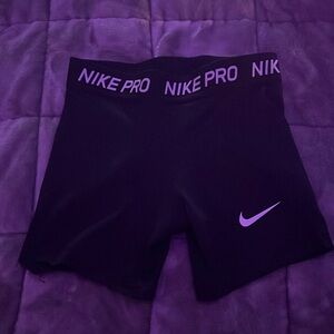 women’s small black nike pros